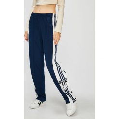 Adidas Originals - Spodnie. Spodnie materiałowe marki adidas Originals. Za 279.90 zł.