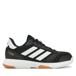 Buty halowe adidas. Czarne buty sportowe lifestyle adidas, bez wzorów, bez zapięcia. Za 329.99 zł.