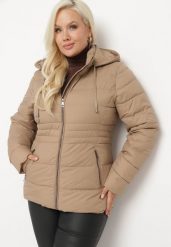 Ciemnobeżowa Kurtka Pikowana z Odpinanym Kapturem Sinilore. Brązowe kurtki Born2be, l, bez wzorów, z jeansu, eleganckie. W wyprzedaży za 132.99 zł.