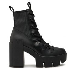 Botki United Nude. Czarne botki United Nude, bez wzorów, bez obcasa, na słupku, bez zapięcia. Za 1,299.00 zł.