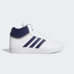 Buty Hoops 4.0 Mid. Białe trekkingi adidas, bez wzorów, bez zapięcia, do koszykówki. Za 295.30 zł.