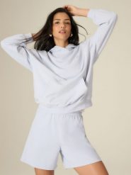 4F Bluza dresowa loose z kapturem damska - niebieska XS. Niebieskie bluzy z kapturem 4f, xs, bez wzorów, z dresówki, z kapturem, trekkingowe. Za 159.99 zł.