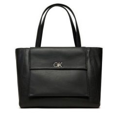 Torebka Calvin Klein. Czarne shopper bag Calvin Klein, bez wzorów, bez dodatków. Za 399.99 zł.
