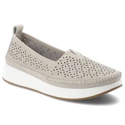 Półbuty damskie Filippo, cholewka ze skóry naturalnej licowej wsuwany fason zabudowany przód, beżowe, DP4555/26. Brązowe półbuty wsuwane Filippo, bez wzorów, ze skóry, bez obcasa. Za 179.00 zł.