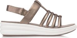 Clarks Sandały Clarks Drift Ease 26166065. Sandały Clarks, bez wzorów, bez obcasa, bez zapięcia. Za 284.90 zł.