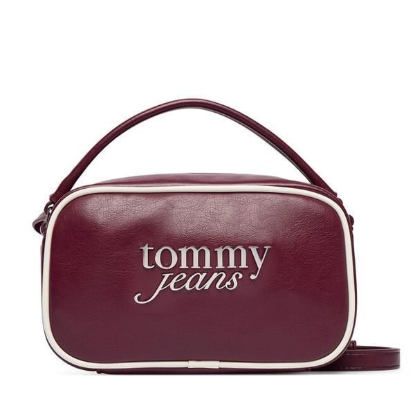 Torebka Tommy Jeans. Czerwone torebki klasyczne Tommy Jeans, bez wzorów, z jeansu, klasyczne, bez dodatków. Za 409.99 zł.