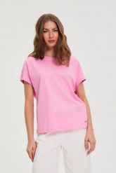 Bawełniana bluzka z krótkimi rękawami różowa. Czerwone bluzki MOODO, l, bez wzorów, z bawełny, bez kołnierzyka, bez ramiączek. Za 44.99 zł.