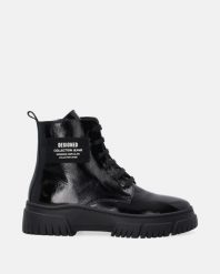 LAKIEROWANE BOTKI DAMSKIE E072PABLOBB029. Botki Venezia, bez wzorów, z lakierowanej skóry, bez obcasa, bez zapięcia. Za 399.00 zł.
