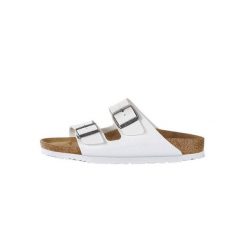 Klapki damskie Birkenstock Arizona Bf. Białe klapki Birkenstock, bez wzorów, z materiału, sportowe, bez obcasa, bez zapięcia. Za 339.00 zł.