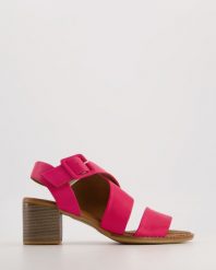 SKÓRZANE SANDAŁY 088A-2 09 FUXIA. Sandały Venezia, bez wzorów, ze skóry, bez obcasa, bez zapięcia. Za 279.00 zł.