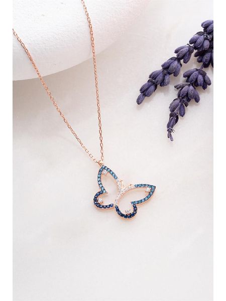 Lodie Silver Srebrny naszyjnik z zawieszką - dł. 42 cm rozmiar: onesize. Niebieskie naszyjniki Lodie Silver, z materiału, z cyrkonią, srebrne. Za 72.45 zł.