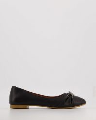 BALERINY Z OZDOBĄ 030262068 BLACK. Czarne baleriny Venezia, z aplikacjami, ze skóry, bez obcasa, bez zapięcia. Za 199.00 zł.