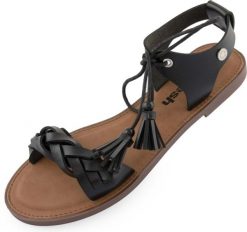 Sandały damskie Refresh niskie z ekoskóry w kolorze czarnym. Czarne sandały Refresh, bez wzorów, z materiału, bez obcasa, bez zapięcia. Za 189.99 zł.
