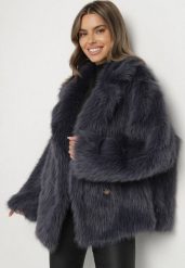 Granatowa Dwurzędowa Kurtka Futerko o Fasonie Oversize Asinella. Niebieskie kurtki Born2be, l, bez wzorów, z futra, bez kaptura. Za 229.99 zł.