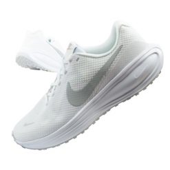 Buty sportowe damskie Nike Revolution 8. Białe buty treningowe Nike, bez wzorów, bez zapięcia, na fitness i siłownię, nike revolution. Za 259.00 zł.