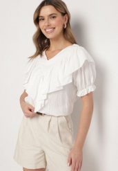 Biała Bluzka z Wiskozą i Falbankami Fadevia. Białe bluzki Born2be, uniwersalny, bez wzorów, z jeansu, eleganckie, bez kołnierzyka, bez ramiączek. Za 89.99 zł.