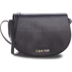Torebka CALVIN KLEIN - Frame Med Saddle Bag K60K604451 001. Listonoszki marki Calvin Klein Jeans. W wyprzedaży za 319.00 zł.
