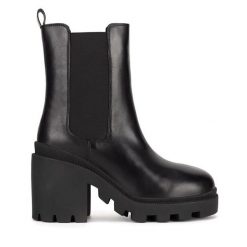 Botki Badura. Czarne botki Badura, bez wzorów, bez obcasa, na słupku, bez zapięcia. Za 279.99 zł.