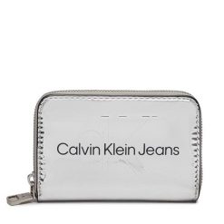 Portfel Calvin Klein Jeans. Szare portfele Calvin Klein Jeans, bez wzorów, z jeansu. Za 289.99 zł.