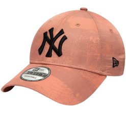 Czapka z daszkiem dla dorosłych New Era MLB 9FORTY New York Yankees Print Cap. Białe czapki z daszkiem New Era, bez wzorów, z poliesteru, sportowe. Za 139.99 zł.