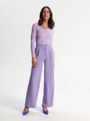 Sweter z wiskozą - fioletowy. Fioletowe swetry Sinsay, l, bez wzorów, ze skóry, bez ramiączek. Za 39.99 zł.