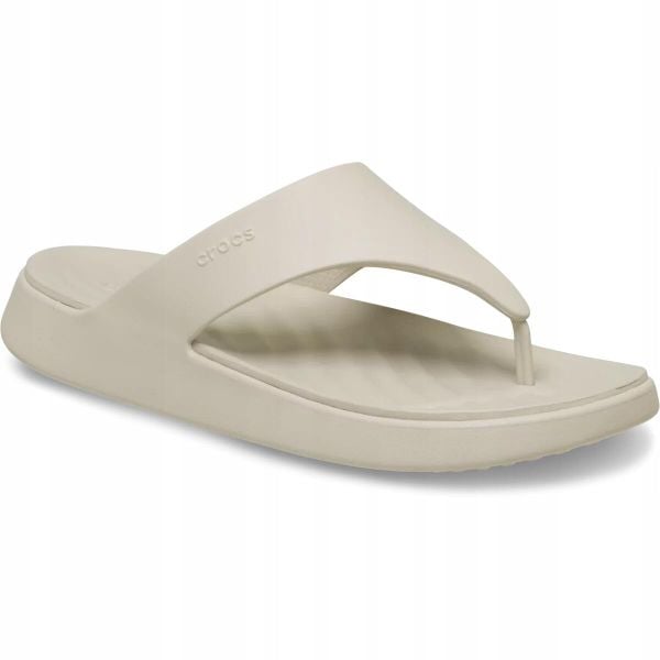 Japonki Dla Dorosłych Crocs Getaway Triangle Flip. Brązowe japonki Crocs, bez wzorów, z materiału. Za 199.99 zł.