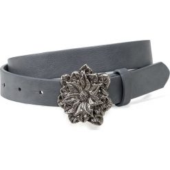 Pasek ze sprzączką kwiatem bonprix szary. Paski marki bonprix. Za 21.99 zł.