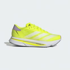 Buty Adizero SL2. Białe buty do biegania adidas, bez wzorów, bez zapięcia, do biegania. Za 555.60 zł.