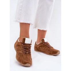 Buty Sportowe Damskie Z Eko Zamszu Camel brązowe. Brązowe buty treningowe bez wzorów, bez zapięcia. Za 81.18 zł.