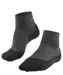 Krótkie skarpety damskie Falke Tk5 Cool. Szare skarpetki Falke, bez wzorów, z materiału. Za 164.50 zł.