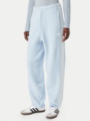 Adidas Spodnie dresowe Adiluna Season 2 X Jennie Knitted Loose Joggers LD8917 Niebieski Relaxed Fit. Niebieskie spodnie dresowe adidas, bez wzorów, z dresówki. Za 439.99 zł.