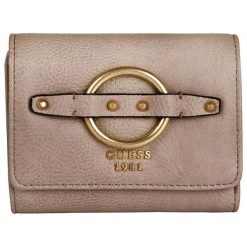 Guess Damski Portfel Dixie Small Trifold Wall Et Sand. Portfele marki Guess. W wyprzedaży za 250.00 zł.