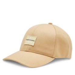 Czapka z daszkiem Calvin Klein Jeans. Brązowe czapki z daszkiem Calvin Klein Jeans, bez wzorów, z jeansu. Za 99.99 zł.
