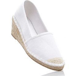 Espadryle na koturnie bonprix biały. Czółenka marki bonprix. Za 69.99 zł.