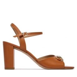 Sandały HÖGL. Brązowe sandały Högl, bez wzorów, bez obcasa, na słupku, bez zapięcia. Za 799.99 zł.