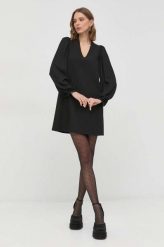 MAX&Co. sukienka kolor czarny mini oversize. Czarne sukienki MAX&Co., bez wzorów, z tkaniny, bez kołnierzyka, bez ramiączek, mini, oversize. Za 889.99 zł.