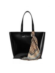 Just Cavalli Torebka Chain Foulard 78RA4BH5 ZSB86 Czarny. Czarne torebki klasyczne Just Cavalli, bez wzorów, ze skóry, bez dodatków. Za 479.99 zł.