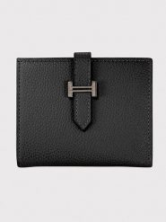 Lucky Bees Portfel w kolorze czarnym - 12 x 10 x 1,5 cm rozmiar: onesize. Czarne portfele Lucky Bees, bez wzorów, z materiału. Za 126.75 zł.