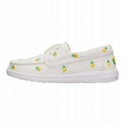 HeyDude Damskie Mokasyny Wendy CRU Embroidered. Białe mokasyny Hey dude, bez wzorów, z materiału. Za 299.00 zł.
