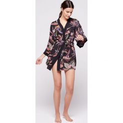 Etam - Szlafrok Jakarta. Szlafroki damskie marki Etam. Za 179.90 zł.