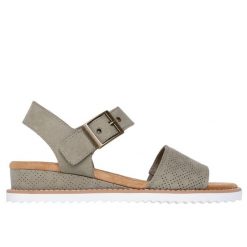 Sandały damskie Skechers Bobs Desert Kiss-Serendipitous. Zielone sandały Skechers, bez wzorów, bez obcasa, bez zapięcia. Za 290.00 zł.