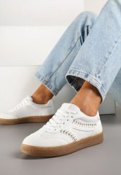 Białe Sneakersy Kultowe Tenisówki z Ozdobnymi Przeszyciami i Tweedem Koriarea. Białe trampki Born2be, bez wzorów, z jeansu, casualowe, bez zapięcia. W wyprzedaży za 76.49 zł.