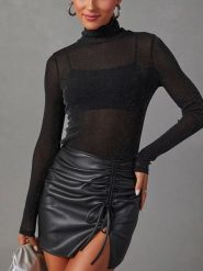 LA Angels Bluzka w kolorze czarnym rozmiar: M. Czarne bluzki LA Angels, m, bez wzorów, bez kołnierzyka, bez ramiączek. Za 104.99 zł.