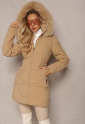 Ciemnobeżowa Pikowana Kurtka z Kapturem i Ozdobnym Futerkiem Zepiola. Brązowe kurtki Renee, l, bez wzorów, z kapturem. Za 169.99 zł.
