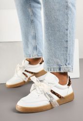 Białe Sneakersy Typu Kultowe Tenisówki z Ozdobną Odpinaną Kokardą Korilinda. Białe trampki Renee, bez wzorów, z jeansu, eleganckie, bez zapięcia. W wyprzedaży za 83.99 zł.