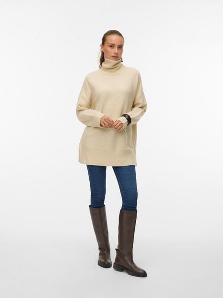 Vero Moda Sweter w kolorze beżowym rozmiar: XL. Brązowe swetry Vero Moda, s, bez wzorów, z materiału, bez ramiączek. Za 104.89 zł.