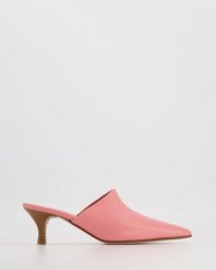 KLAPKI MULE LUCY727-6 K ROSA. Klapki Venezia, bez wzorów, ze skóry, bez obcasa, bez zapięcia. Za 369.00 zł.