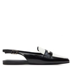 Sandały Call It Spring. Czarne sandały Call it Spring, bez wzorów, bez obcasa, na płaskiej podeszwie, bez zapięcia. Za 209.99 zł.