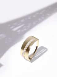 CARATELLI Złoty pierścionek "Madison" z diamentami rozmiar: 56. Żółte pierścionki CARATELLI, z diamentem, złote. Za 1,239.99 zł.