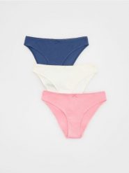 Bawełniane majtki figi 3 pack - różowy. Czerwone figi Reserved, bez wzorów, z bawełny. Za 49.99 zł.
